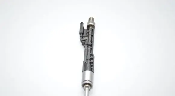 BMW 4 F32 F33 Fuel injector 0261500172 7639994