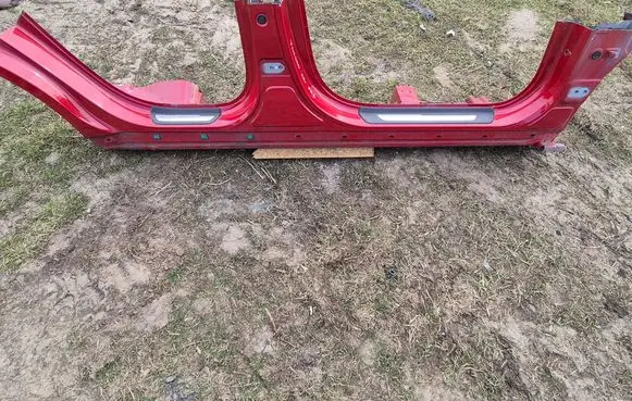 Hyundai Tucson TL Sill 
