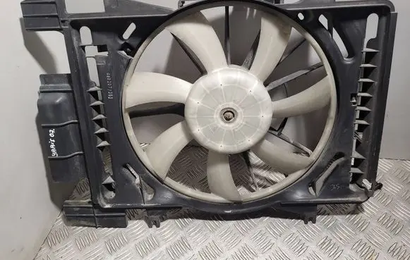 Toyota Yaris Radiator cooling fan shroud 163600N050