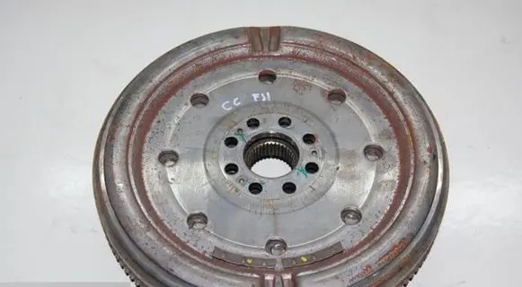 Volkswagen Golf VI Dual mass flywheel 06J105266AE
