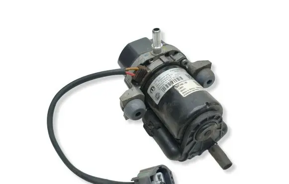 Ram 1500 Vacuum pump P68385753AB 20449600 70449600