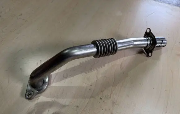 Volkswagen Crafter Air intake hose/pipe 04L131521AR