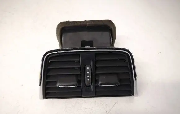 Skoda Octavia Mk3 (5E) Dash center air vent grill 5E0819203A