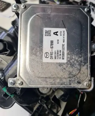 Mazda CX-30 Headlight/headlamp DFR751040 KA174 W5553L