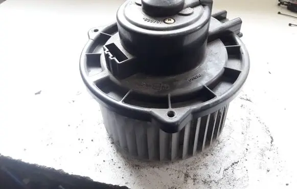 Mitsubishi Space Wagon Heater fan/blower 194000509311U