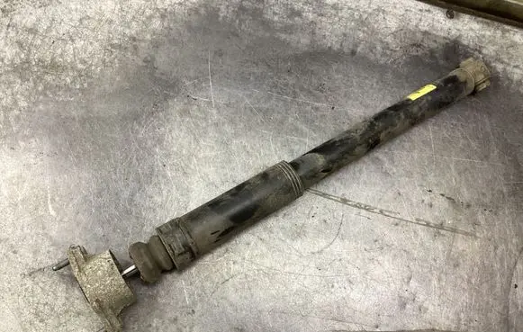 Rear shock absorber/damper