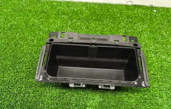 Audi A7 S7 4G Ashtray (front) 4G0864131