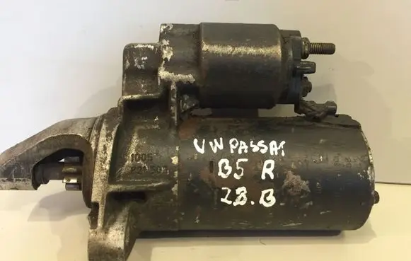 Volkswagen PASSAT B5 Starter motor 078911023 0001108113 0001108114