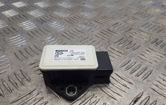 Subaru Impreza III ESP acceleration yaw rate sensor 27542FG000 7010997