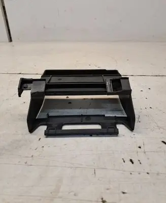 Volkswagen Golf VI Engine control unit holder 5M1971846A 5M1971846