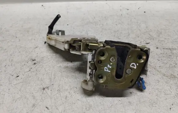 Ford Maverick Front door lock 8055231L60