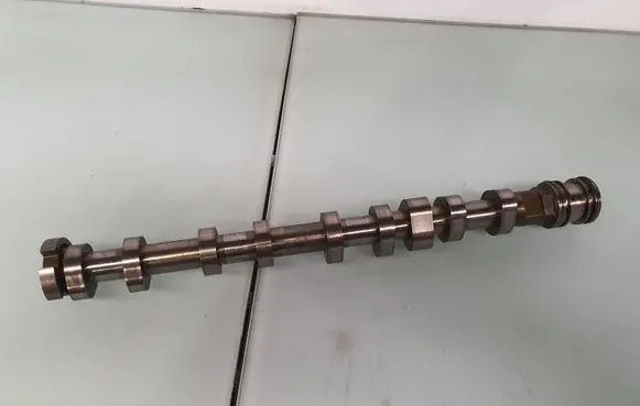 BMW 7 F01 F02 F03 F04 Camshaft 7568205 11317568205