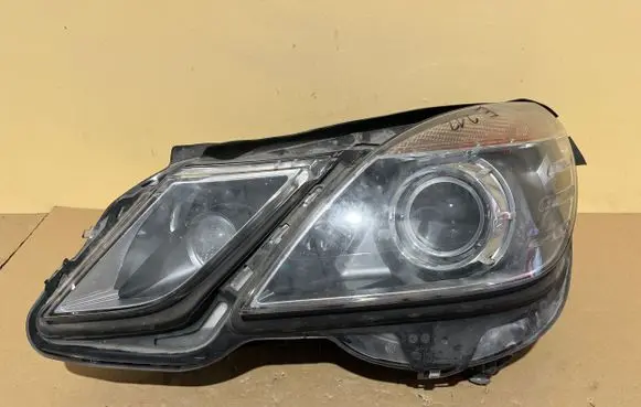 Mercedes-Benz E C207 W207 Headlight/headlamp A2128205359 SSB569SAE