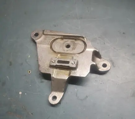 Audi A5 8T 8F Other under body part 8K0399115