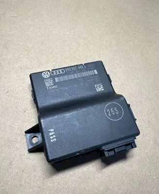 Audi Q5 SQ5 Gateway control module 8R0907468J 2840747700300 8P0917468D