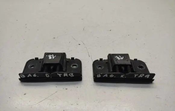 Renault Trafic II (X83) Loading door check strap stopper 013860 66616