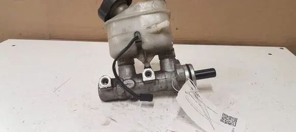 KIA Carens I Master brake cylinder NS6