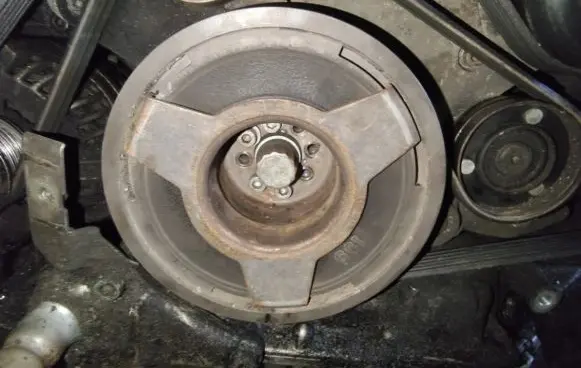 Audi A6 S6 C5 4B Crankshaft pulley