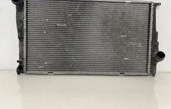 BMW X1 E84 Coolant radiator 781027906