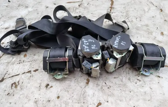 Peugeot Expert Front seatbelt