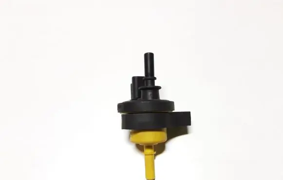 Nissan Juke II F16 Vacuum valve V29122964