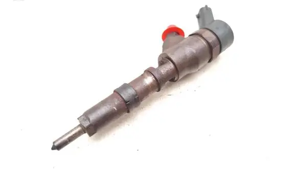 Fuel injector