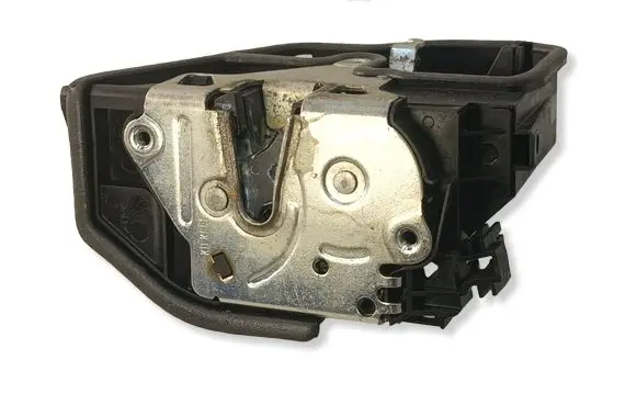 BMW 4 F32 F33 Front door lock 7202145