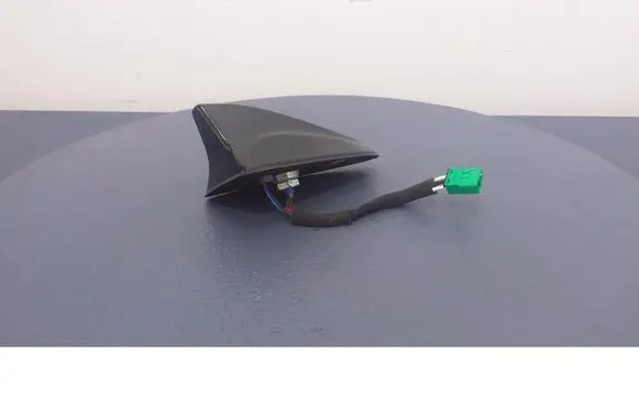 Hyundai i40 Aerial GPS antenna 962103Z510