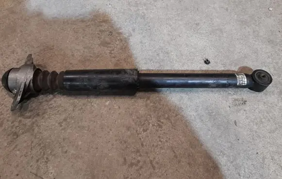 Volkswagen Jetta VI Rear shock absorber/damper 5C0513025H 5C0513025