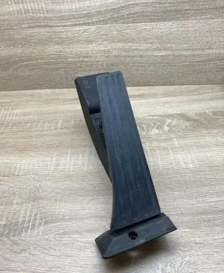 BMW 7 E65 E66 Accelerator throttle pedal 6766930 259160