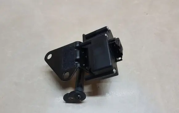 Volkswagen Sharan Vent window/glass motor 7M0847080