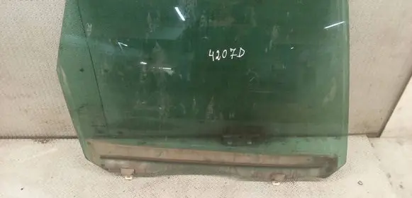 Rear door window glass