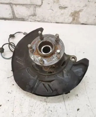 Subaru Outback Front wheel hub