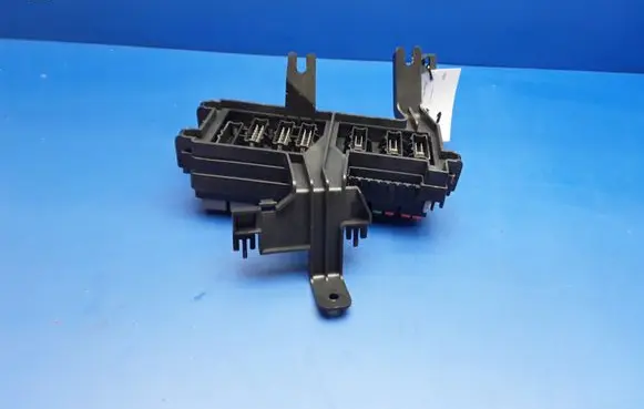 Mercedes-Benz R W251 Fuse module A1645402372