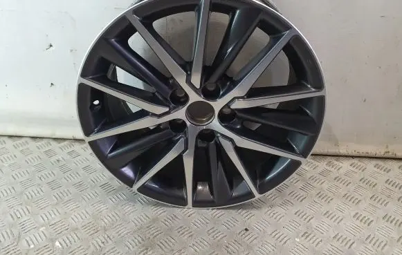 Toyota Camry VIII XV70 R18 alloy rim 4261133F90
