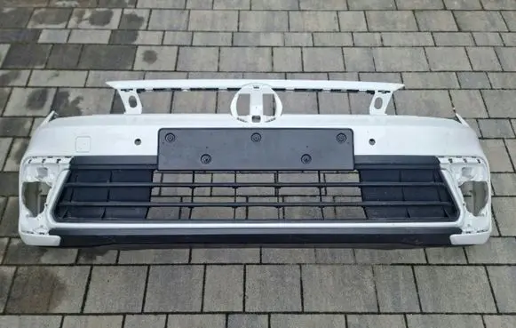 Volkswagen Polo VI Front bumper