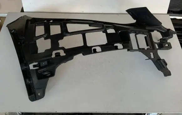 Mercedes-Benz C W205 Front bumper mounting bracket A2058850665