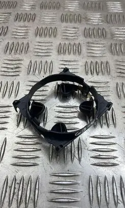 Cup holder front