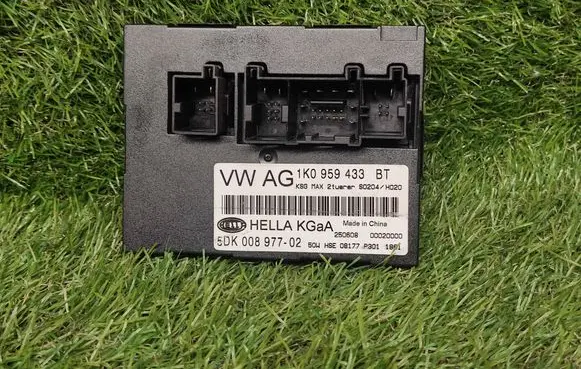 Volkswagen Tiguan Comfort/convenience module 1K0959433BT 5DK00897702