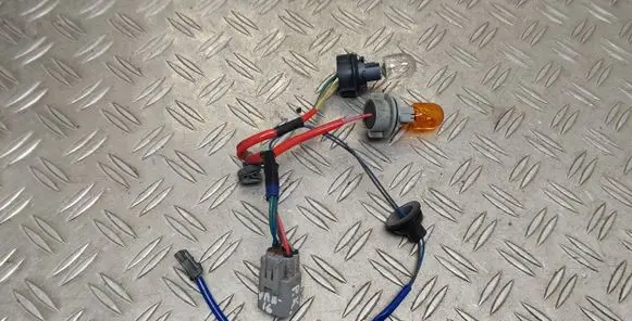 Toyota Yaris Headlight/headlamp wiring loom/harness 