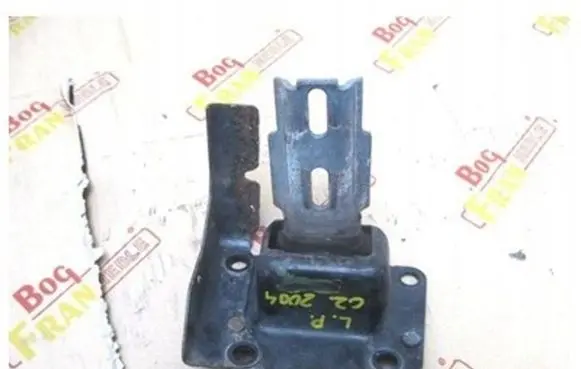 Citroen C2 Gearbox mounting bracket