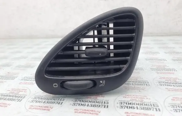 Volkswagen Sharan Dashboard side air vent grill/cover trim 7M1819703