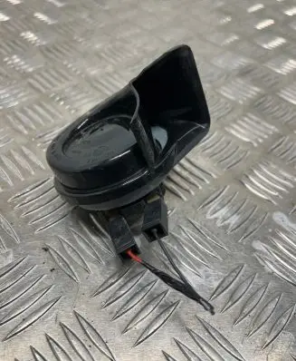 Nissan Qashqai Horn signal 25620HV01A 10120BL7 6033FB2916