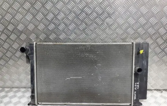 Toyota Auris 150 Coolant radiator MF422133