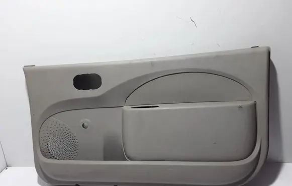 Renault Twingo II Front door card panel trim