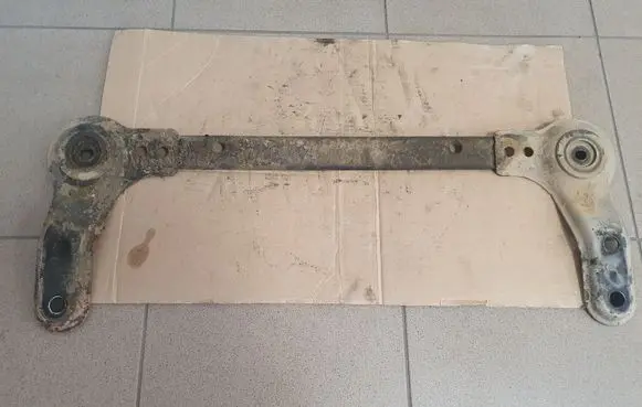 Nissan Qashqai Radiator support slam panel bracket 