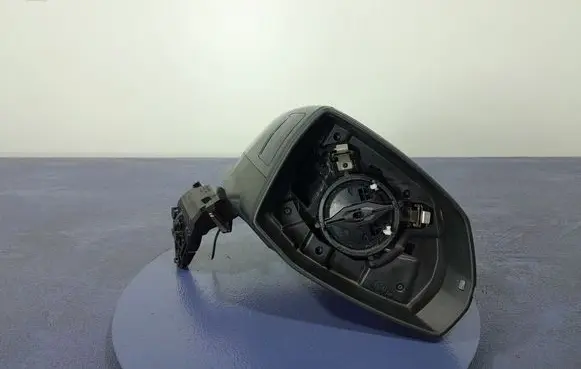 Audi Q7 4M Front door electric wing mirror 4M1857536N