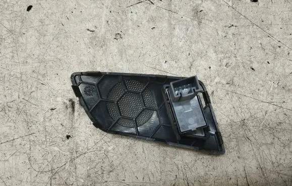 Skoda Octavia Mk2 (1Z) Electric window control switch 1Z0868159A
