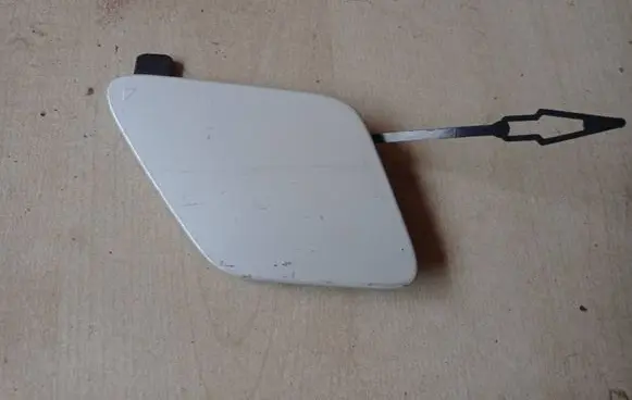 BMW X5 G05 Front tow hook cap/cover 7421840