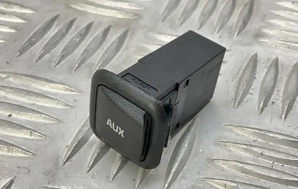 Skoda Superb B6 (3T) AUX in-socket connector 5J0035475